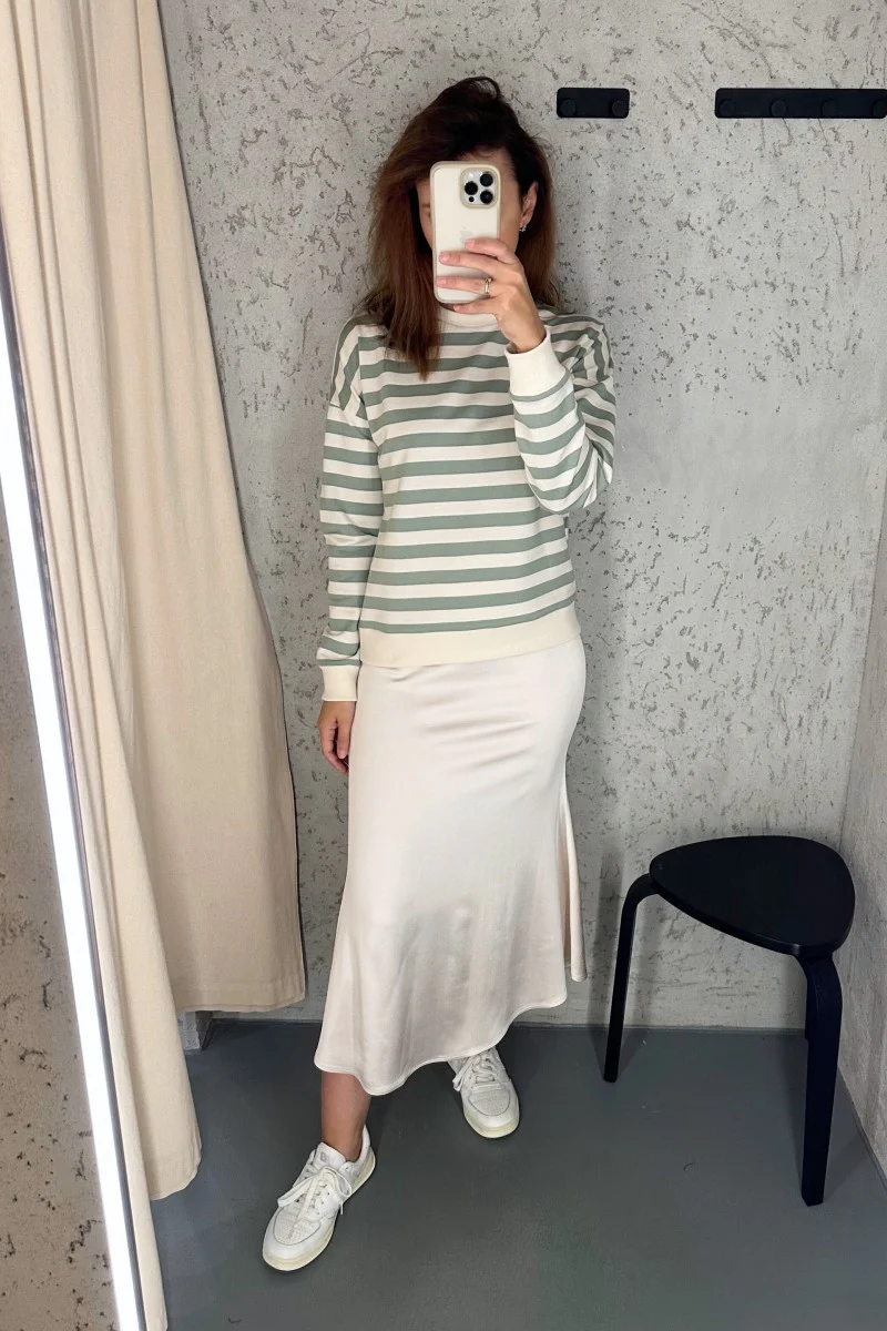 Bluza w paski złamana z pistacją biała - Image 4