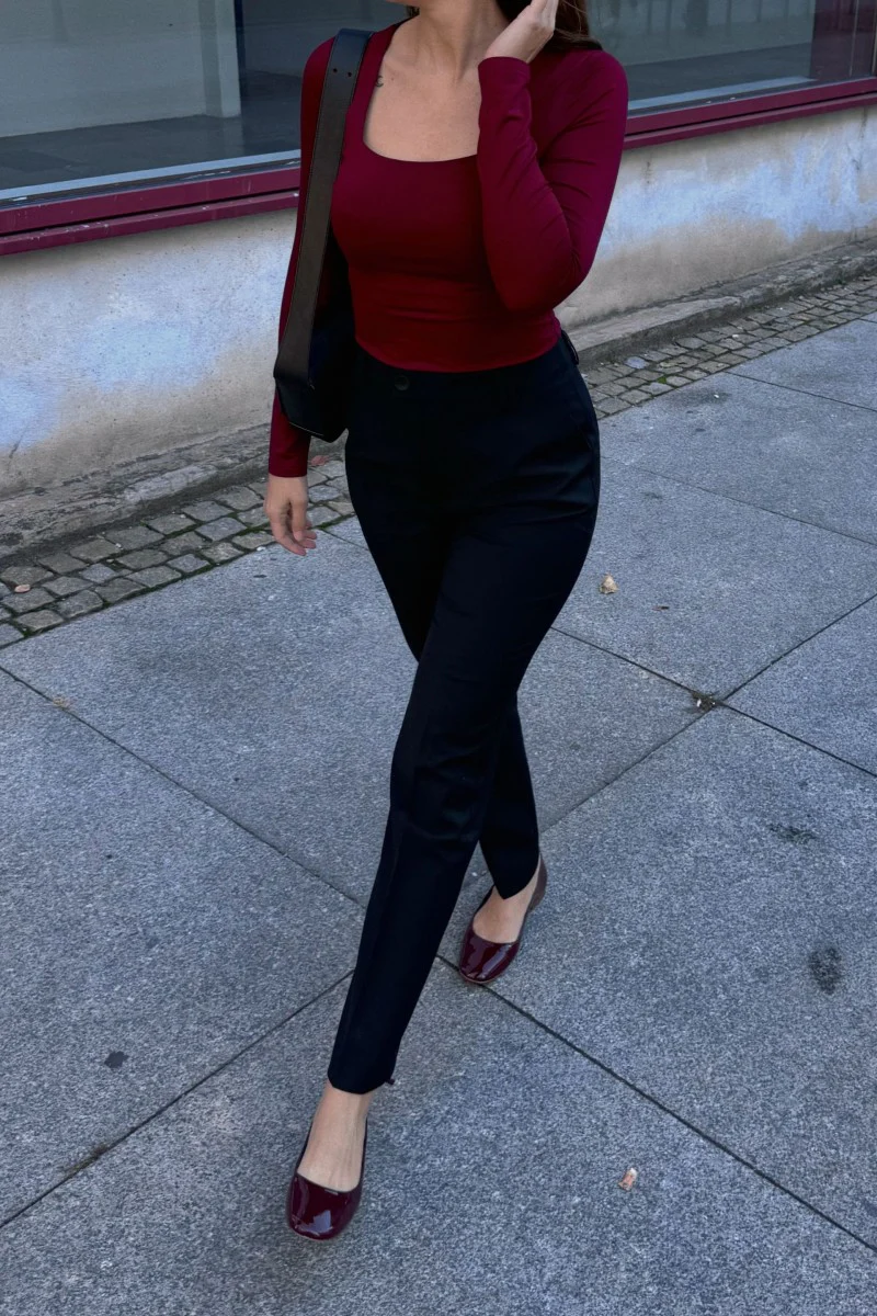 Bluzka z kwadratowym dekoltem burgund - Image 6