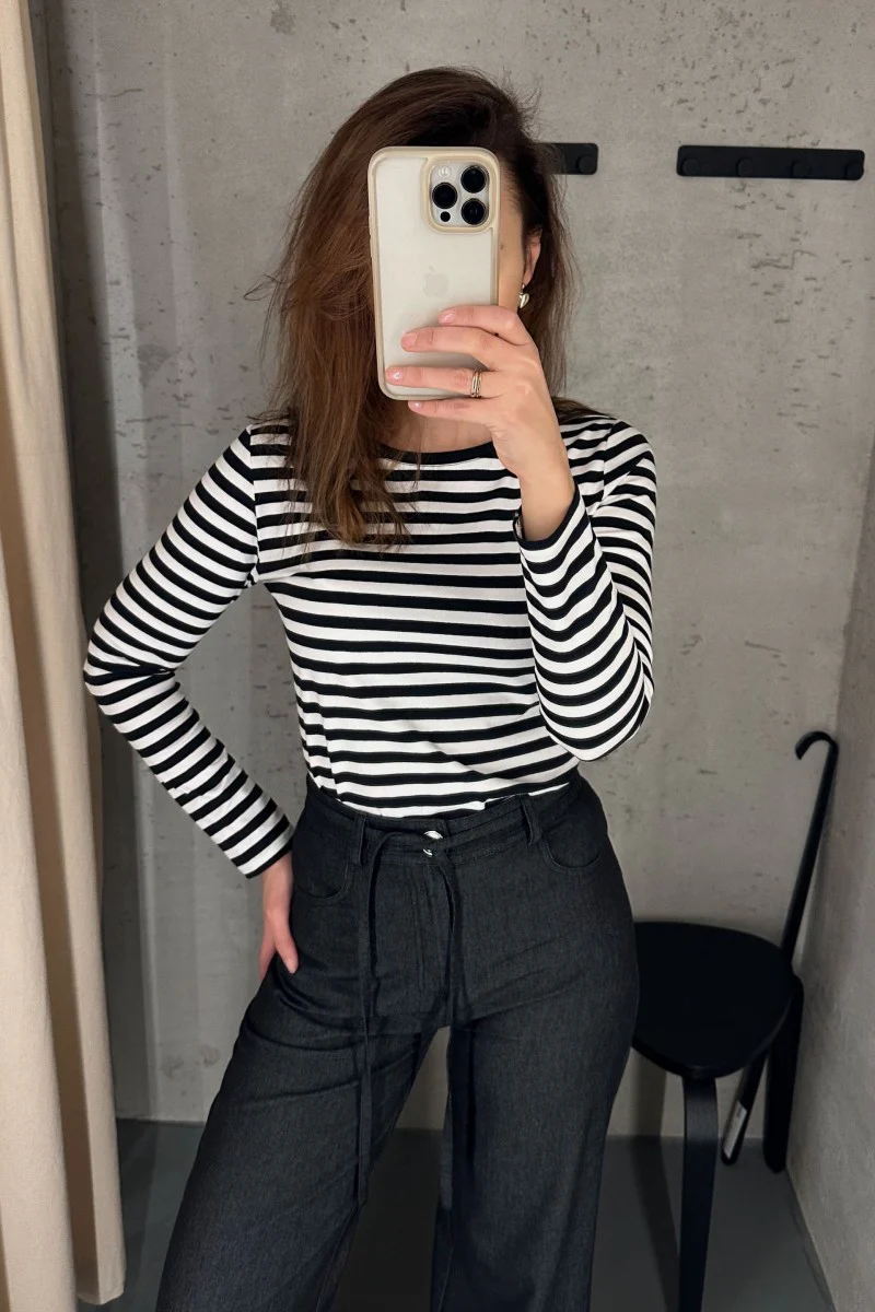 Longsleeve w paski biało-czarny czarne paski - Image 6