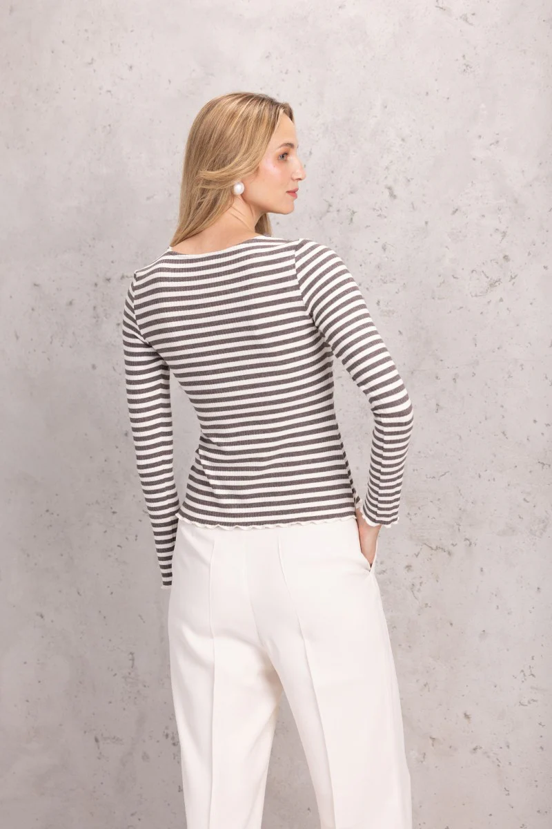 Longsleeve w paski o prążkowanej strukturze biało-beżowy - Image 3